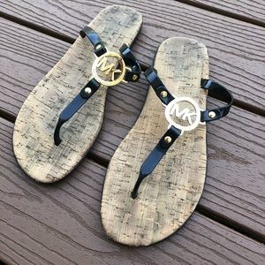 Michael Kors flats /sandals /flippers